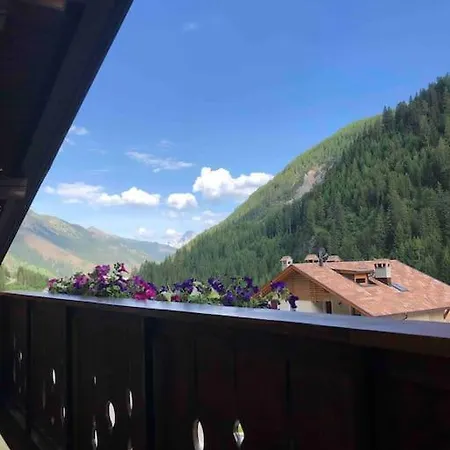 Dolomiti شقة *